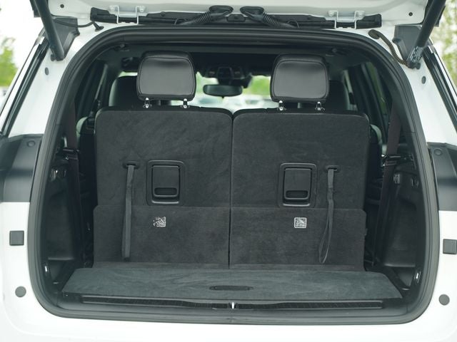 2023 Jeep Grand Cherokee L Altitude 4x2