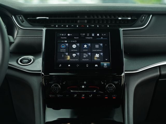 2023 Jeep Grand Cherokee L Altitude 4x2