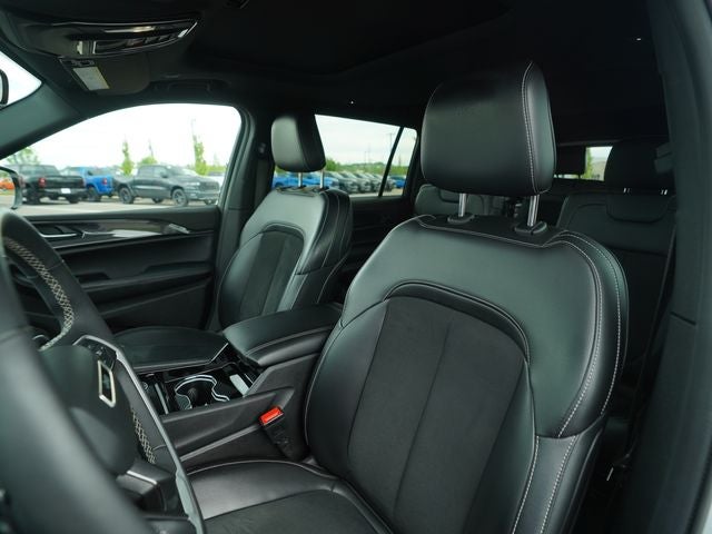 2023 Jeep Grand Cherokee L Altitude 4x2