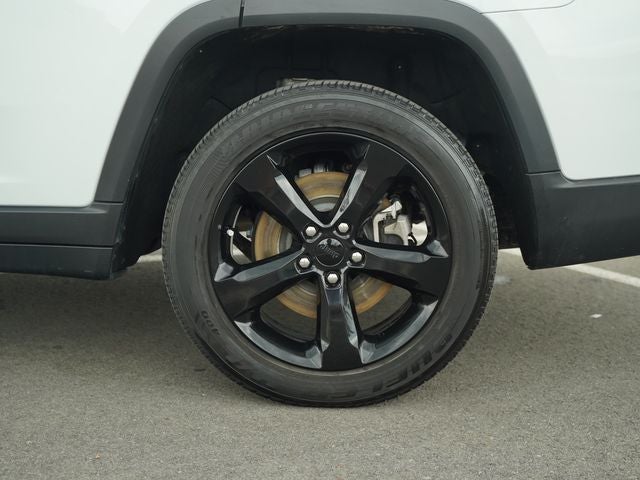 2023 Jeep Grand Cherokee L Altitude 4x2