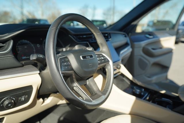 2023 Jeep Grand Cherokee L Limited 4x2
