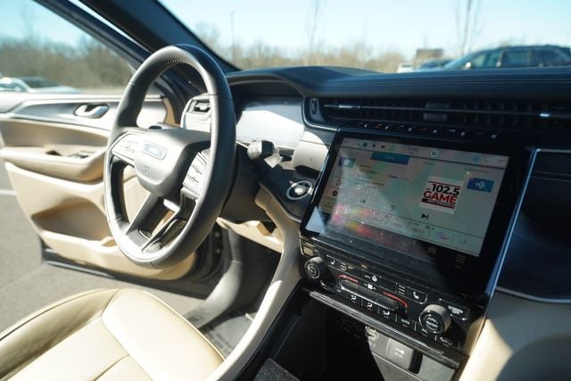 2023 Jeep Grand Cherokee L Limited 4x2