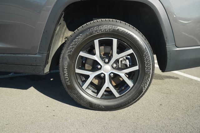 2023 Jeep Grand Cherokee L Limited 4x2