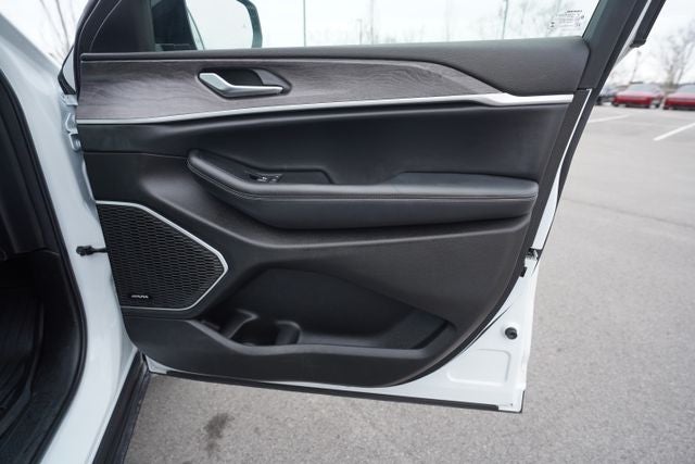 2022 Jeep Grand Cherokee L Limited 4x2