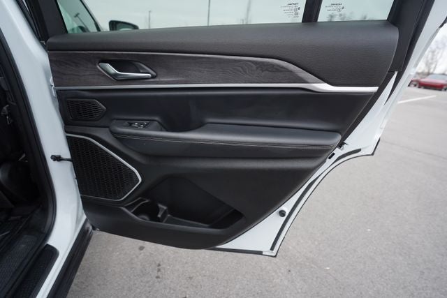 2022 Jeep Grand Cherokee L Limited 4x2