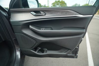 2025 Jeep Grand Cherokee GRAND CHEROKEE L LIMITED 4X2