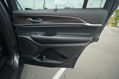 2025 Jeep Grand Cherokee GRAND CHEROKEE L LIMITED 4X2