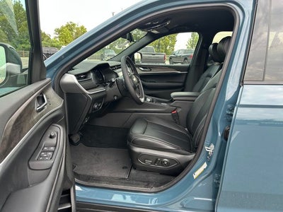 2027 Jeep Grand Cherokee Limited