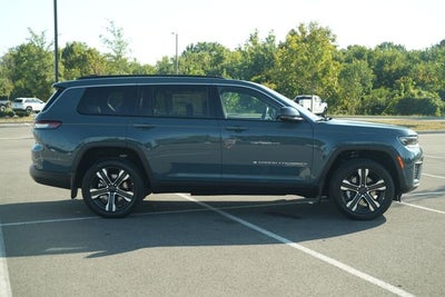 2027 Jeep Grand Cherokee Limited