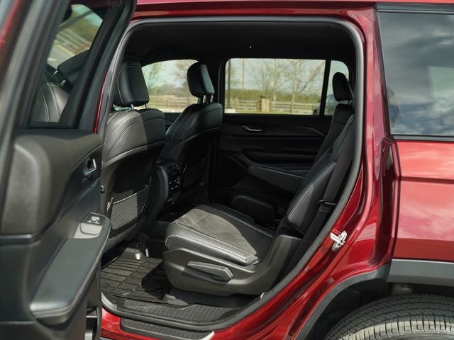 2024 Jeep Grand Cherokee L Altitude 4x4