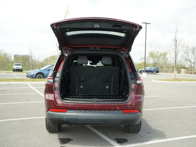 2024 Jeep Grand Cherokee L Altitude 4x4