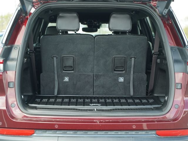 2024 Jeep Grand Cherokee L Altitude 4x4