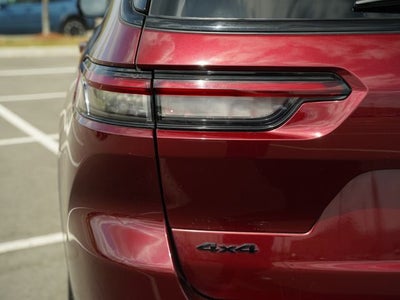 2024 Jeep Grand Cherokee L Altitude 4x4