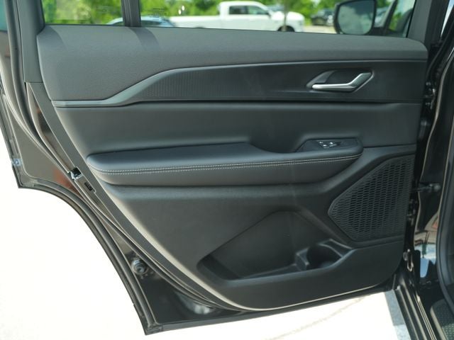 2026 Jeep Grand Cherokee GRAND CHEROKEE L LAREDO 4X4