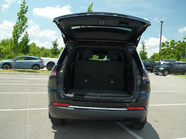 2026 Jeep Grand Cherokee GRAND CHEROKEE L LAREDO 4X4