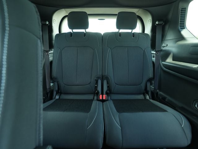 2026 Jeep Grand Cherokee GRAND CHEROKEE L LAREDO 4X4