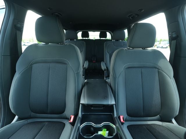 2026 Jeep Grand Cherokee GRAND CHEROKEE L LAREDO 4X4