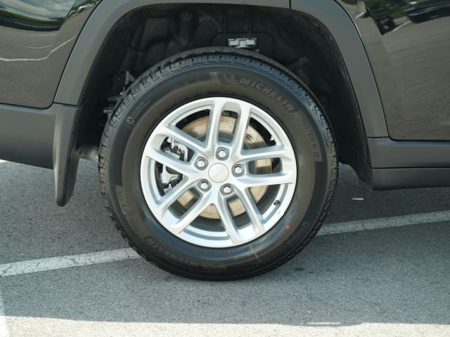 2026 Jeep Grand Cherokee GRAND CHEROKEE L LAREDO 4X4