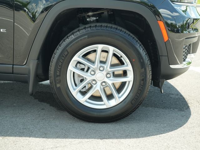 2026 Jeep Grand Cherokee GRAND CHEROKEE L LAREDO 4X4