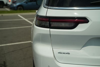 2026 Jeep Grand Cherokee Laredo
