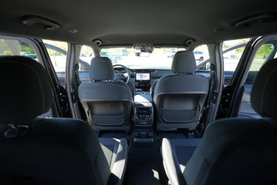2027 Jeep Grand Cherokee Laredo