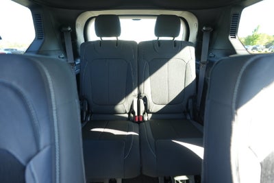 2027 Jeep Grand Cherokee Laredo