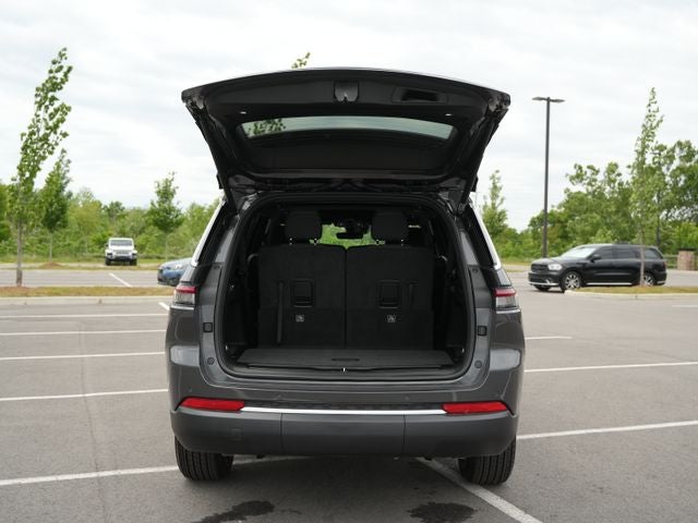 2026 Jeep Grand Cherokee GRAND CHEROKEE L LAREDO X 4X4
