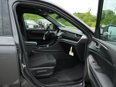 2026 Jeep Grand Cherokee GRAND CHEROKEE L LAREDO X 4X4