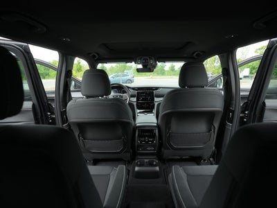 2026 Jeep Grand Cherokee GRAND CHEROKEE L LAREDO X 4X4
