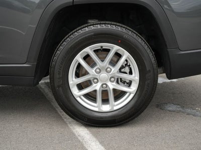2026 Jeep Grand Cherokee GRAND CHEROKEE L LAREDO X 4X4