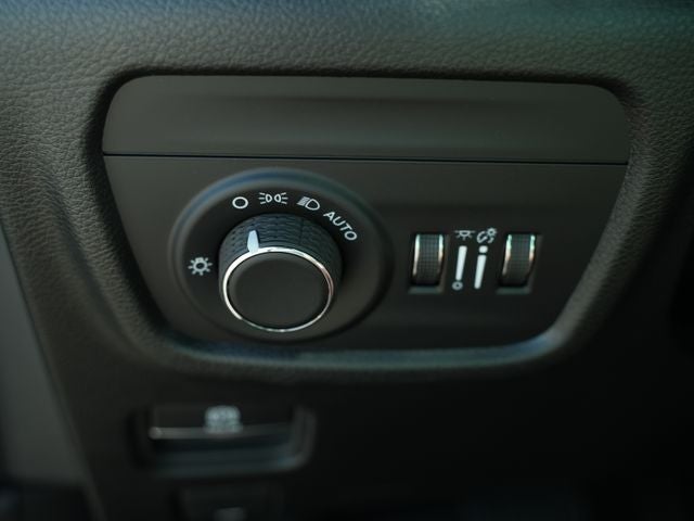 2026 Jeep Grand Cherokee GRAND CHEROKEE L LAREDO X 4X4