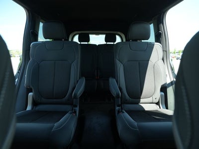 2026 Jeep Grand Cherokee GRAND CHEROKEE L LAREDO X 4X4