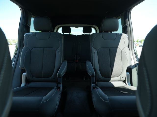 2026 Jeep Grand Cherokee GRAND CHEROKEE L LAREDO X 4X4