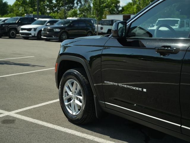 2026 Jeep Grand Cherokee GRAND CHEROKEE L LAREDO X 4X4