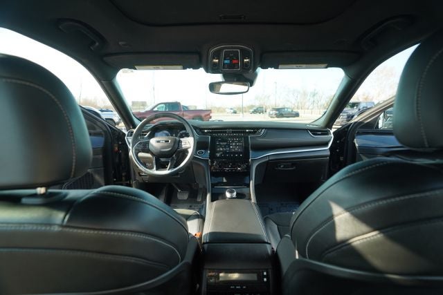 2023 Jeep Grand Cherokee L Altitude 4x4