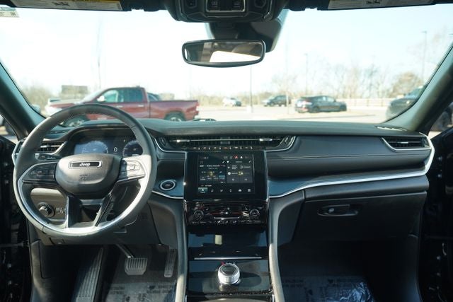 2023 Jeep Grand Cherokee L Altitude 4x4