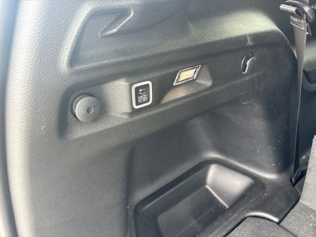 2022 Jeep Grand Cherokee L Laredo 4x4