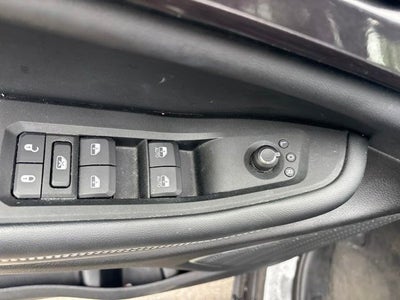 2022 Jeep Grand Cherokee L Laredo 4x4