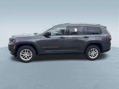 2022 Jeep Grand Cherokee L Laredo 4x4