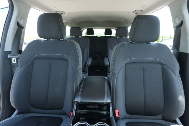 2022 Jeep Grand Cherokee L Laredo