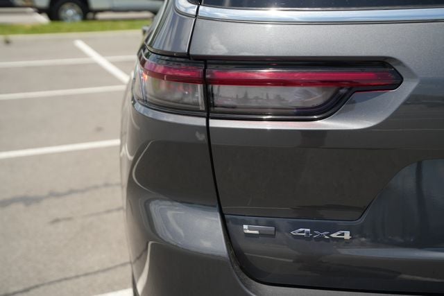 2022 Jeep Grand Cherokee L Laredo