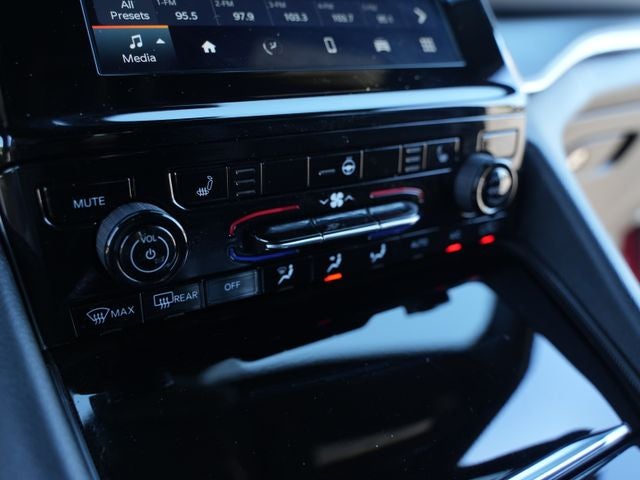 2024 Jeep Grand Cherokee L Altitude X 4x4