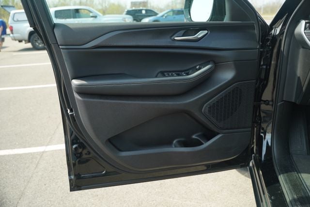 2025 Jeep Grand Cherokee L Altitude X 4x4