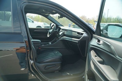 2025 Jeep Grand Cherokee L Altitude X 4x4