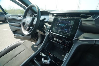 2025 Jeep Grand Cherokee L Altitude X 4x4