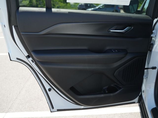 2026 Jeep Grand Cherokee GRAND CHEROKEE L LAREDO X 4X4