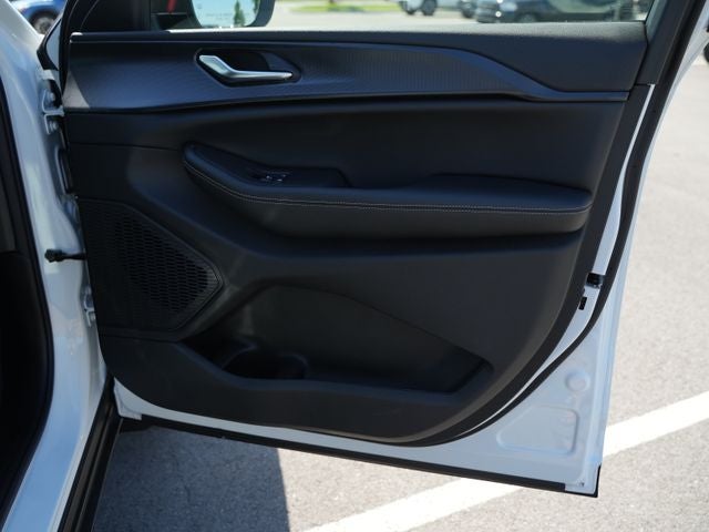 2026 Jeep Grand Cherokee GRAND CHEROKEE L LAREDO X 4X4