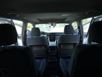 2026 Jeep Grand Cherokee GRAND CHEROKEE L LAREDO X 4X4