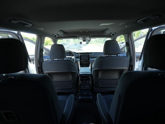 2026 Jeep Grand Cherokee GRAND CHEROKEE L LAREDO X 4X4