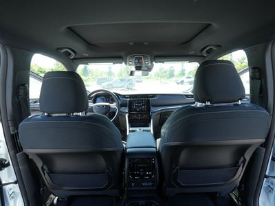 2026 Jeep Grand Cherokee GRAND CHEROKEE L LAREDO X 4X4